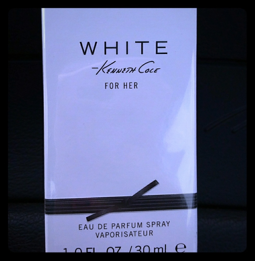New in plastic Kenneth Cole White